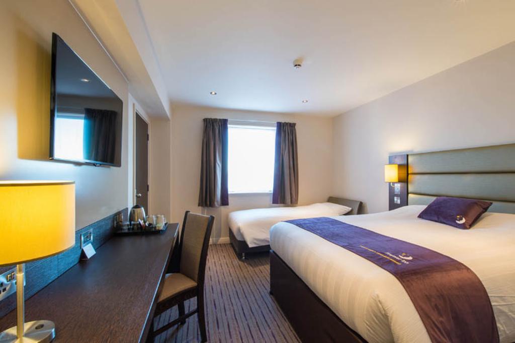 Premier Inn London Brentford Chambre photo